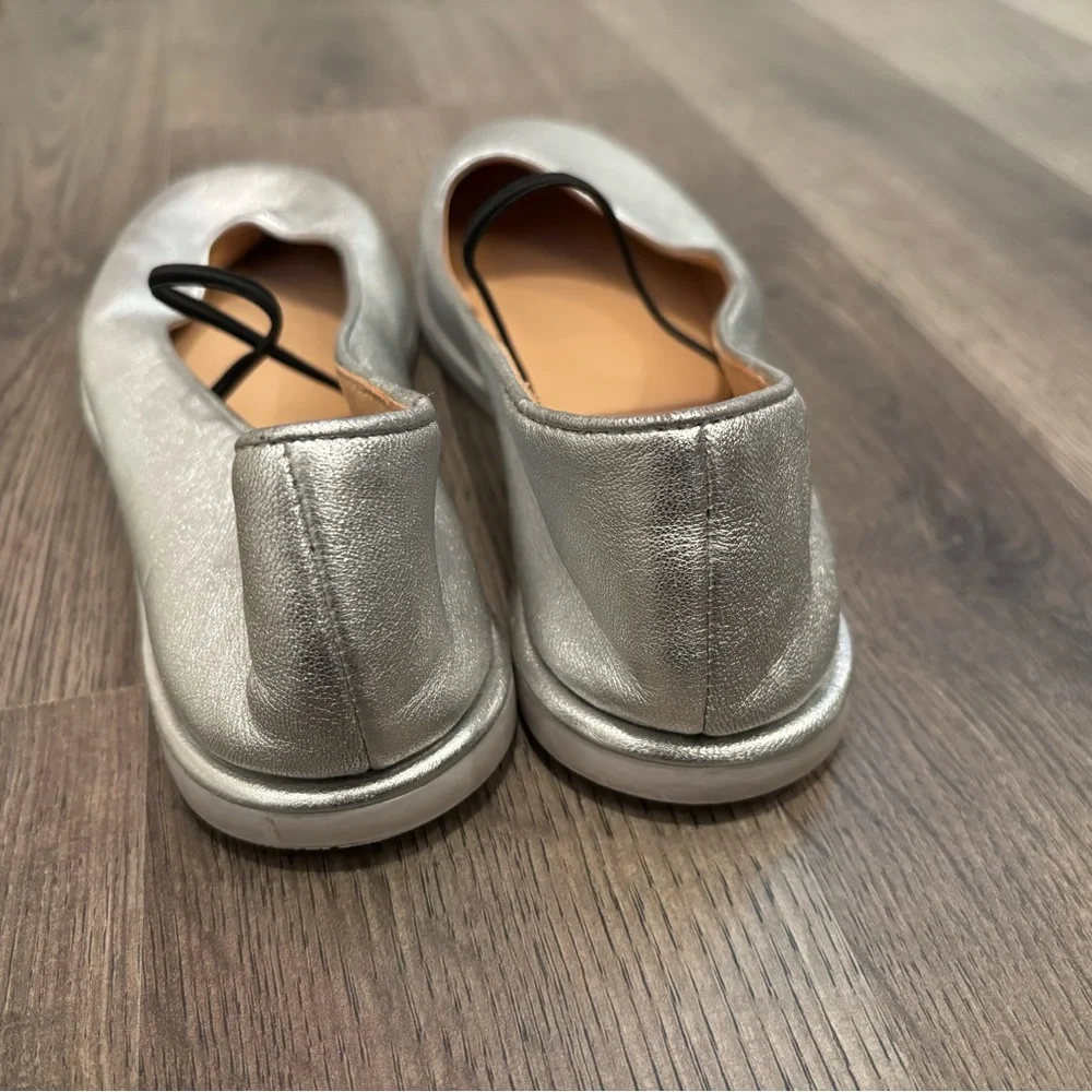 Coach Silver Ballet Flats Maryjane’s size 6 delicate romantic trendy wedding - Picture 11 of 15